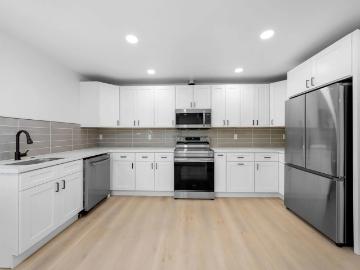 2 BR, 1 BA Apartment 954 23rd Street Unit 960, San Diego, CA 92102