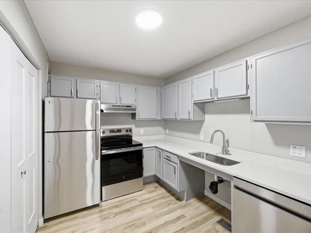 2 BR, 1 BA Apartment 955 Vadnais Drive Unit 825E, Saint Paul, MN 55127