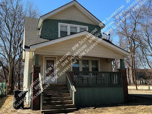 2 BR, 1 BA Apartment 95 Putnam, Pontiac, MI 48307