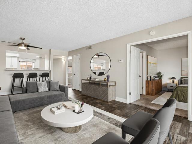2 BR, 1 BA Apartment 9652 N 31st Ave Unit A002, Phoenix, AZ 85051