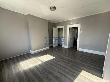 2 BR, 1 BA Apartment 96 Summer Avenue, Newark, NJ 07104