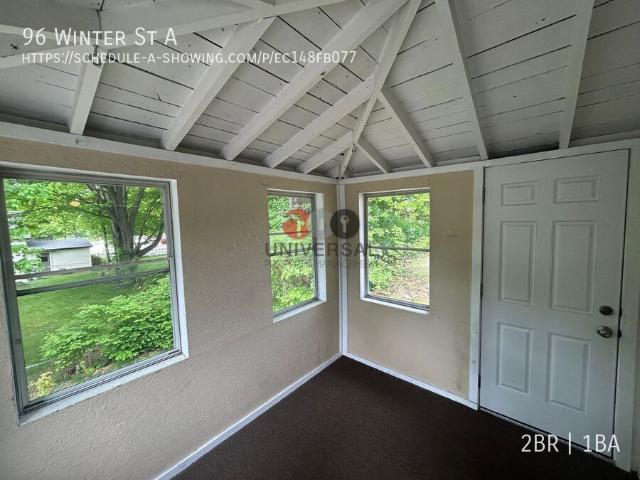 2 BR, 1 BA Apartment 96 Winter St A, Rochester, NH 03867