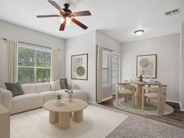 2 BR, 1 BA Apartment 971 East Sanford Street Unit 5233, Arlington, TX 76011
