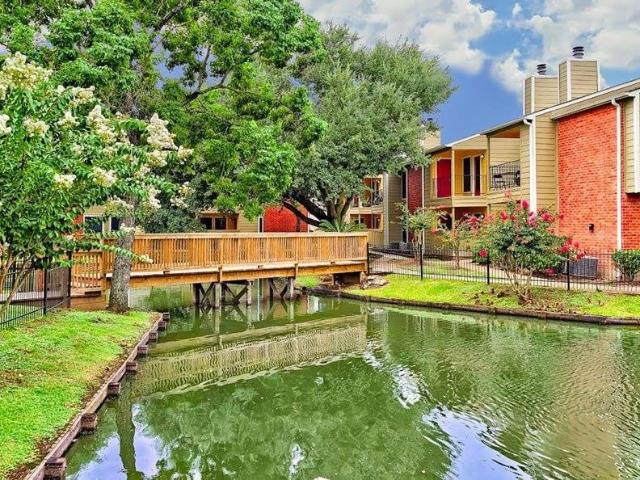 2 BR, 1 BA Apartment 9800 Hollock Street Unit 5 0516, Houston, TX 77075