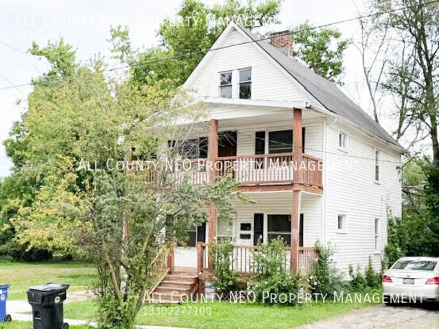 2 BR, 1 BA Apartment 9801 Raymond Ave Cleveland, OH 44104