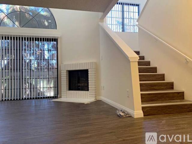 2 BR, 1 BA Apartment 9801 Tabor St, Unit 204, Los Angeles, CA 90034
