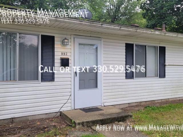 2 BR, 1 BA Apartment 997 Caddo Ave, Akron, OH 44305