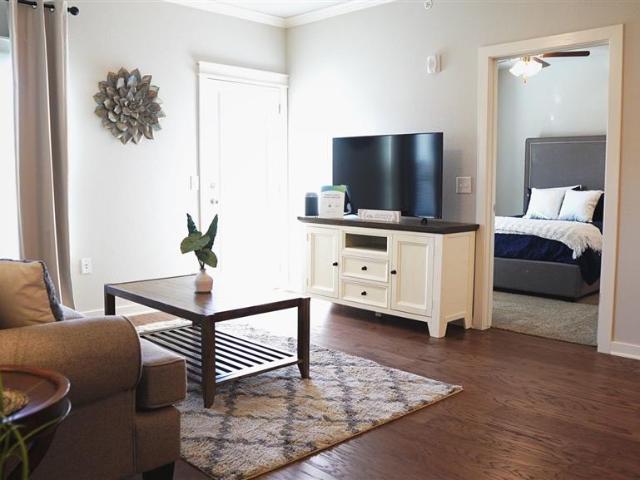 2 BR, 1 BA Apartment 998 Pine Avenue Unit 0212 201, Gentry, AR 72734
