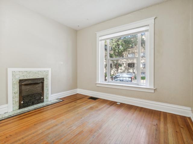 2 BR, 1 BA Apartment 903 E 14th Ave, Denver, CO 80218