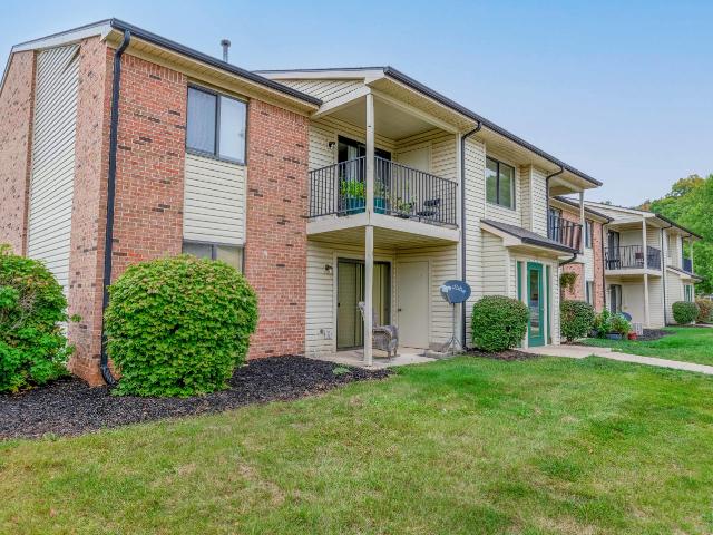 2 BR, 1 BA Apartment 900 WABASH CIRCLE Unit 1215, Huntington, IN 46750