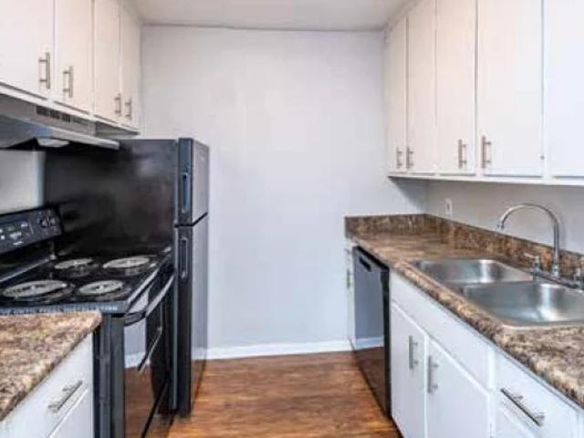 2 BR, 1 BA Apartment 901 N Main St, Mauldin, SC 29662