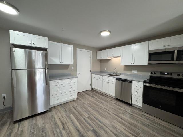 2 BR, 1 BA Apartment 90 Power Street Unit 131, Milford, NH 03055