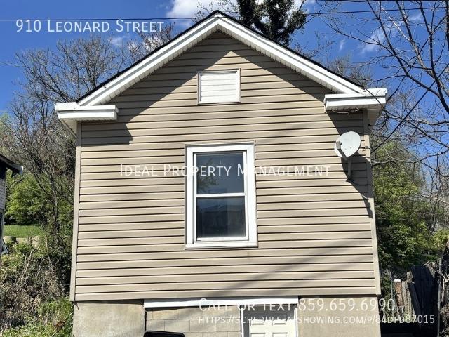 2 BR, 1 BA Apartment 910 Leonard Street, Covington, KY 41011