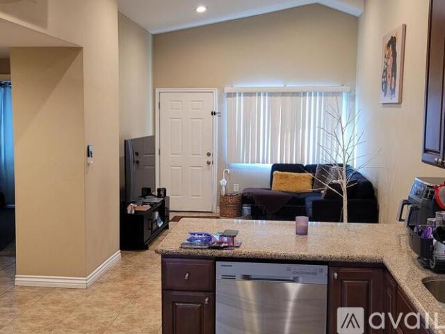 2 BR, 1 BA Apartment 917 North Vineyard Avenue, Unit C, Ontario, CA 91764
