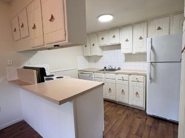 2 BR, 1 BA Apartment 915 Carr Street, Lakewood, CO 80214