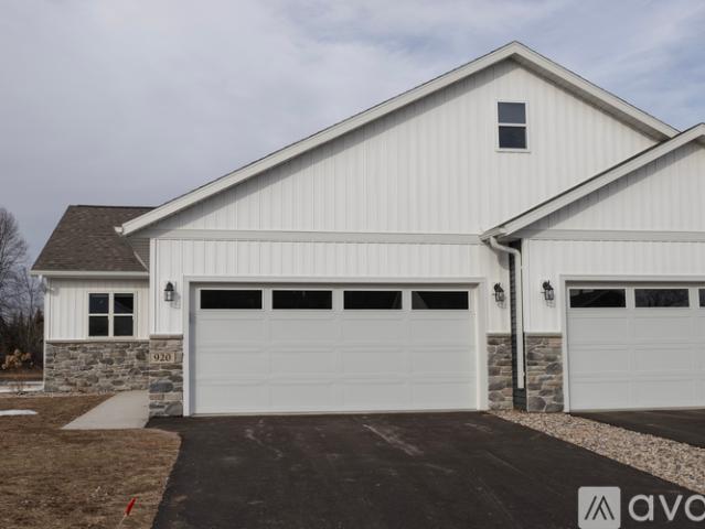 2 BR, 1 BA Apartment 920 Green Pastures Trl, Plover, WI 54467