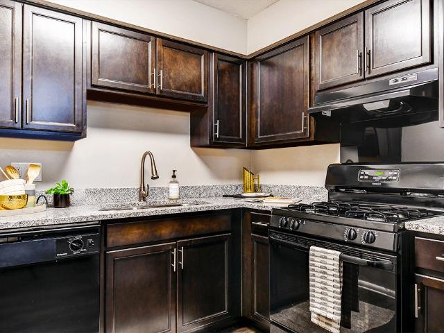 2 BR, 1 BA Apartment 9250 Evergreen Avenue Unit 02912, Indianapolis, IN 46240