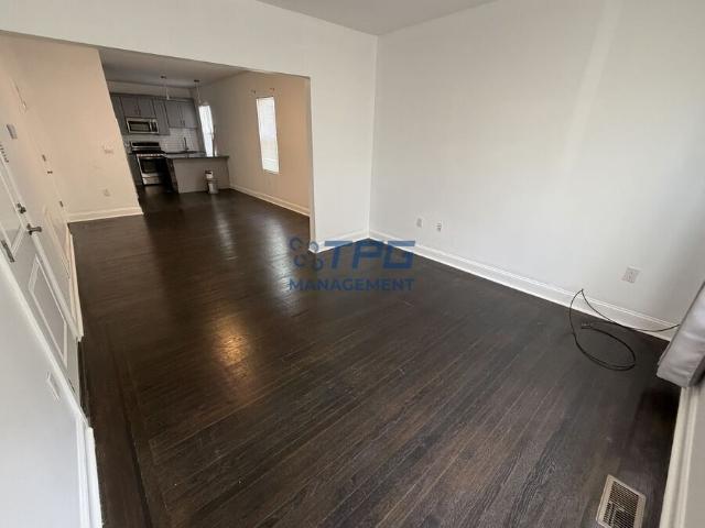 2 BR, 1 BA Apartment 937 939 Pennington St, Elizabeth, NJ 07202