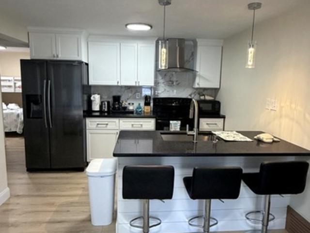 2 BR, 1 BA Apartment 9 Mimosa Circle, Unit Cozy apartment, Plymouth, MA 02360