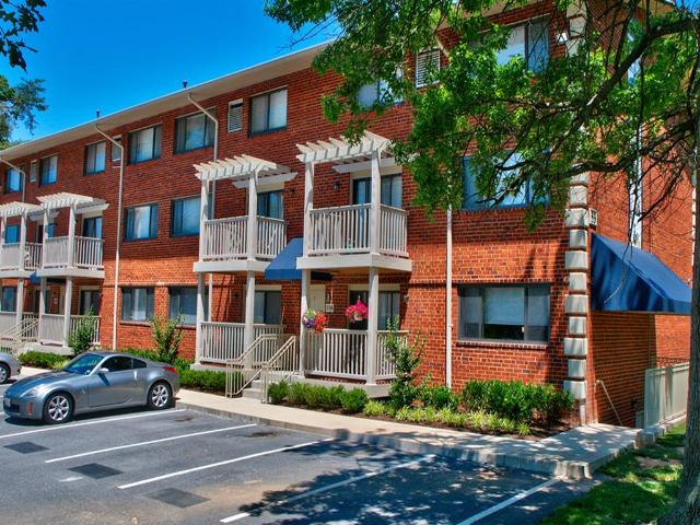 2 BR, 1 BA Apartment 9 Parkway Unit 53A 209, Greenbelt, MD 20770