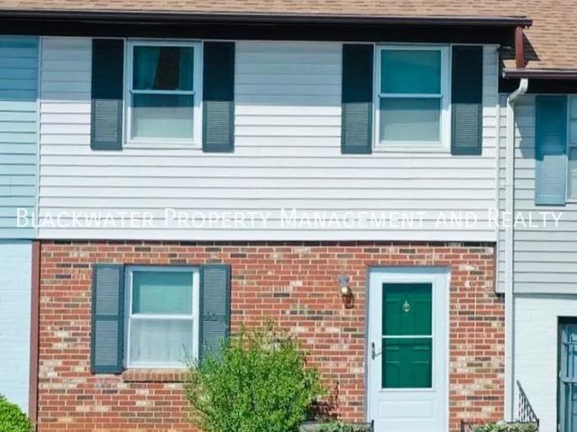 2 BR, 2.5 BA Apartment 106 Fountain Dr, Lynchburg, VA 24501
