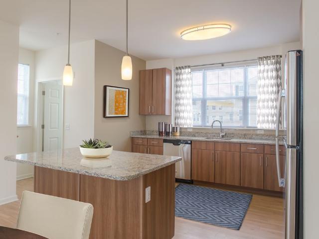 2 BR, 2.5 BA Apartment 100 Avalon Boulevard Unit 021 213, Roseland, NJ 07068