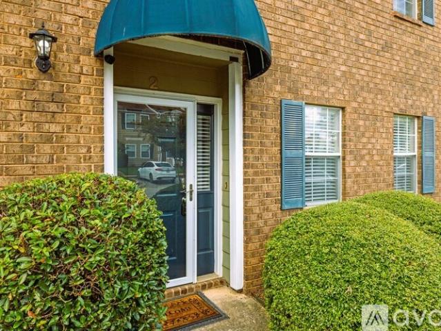 2 BR, 2.5 BA Apartment 11112 Memorial Pkwy SW, Unit 1, Huntsville, AL 35803