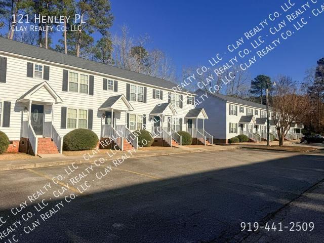 2 BR, 2.5 BA Apartment 121 Henley Pl, Smithfield, NC 27577