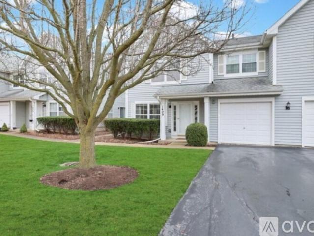 2 BR, 2.5 BA Apartment 1342 Orleans Dr, Unit 1, Mundelein, IL 60060