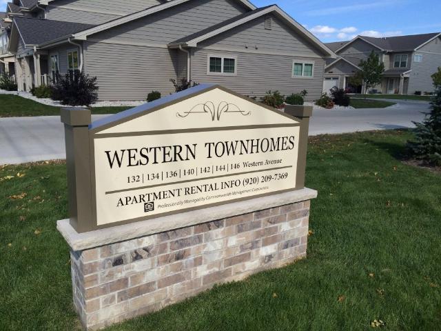 2 BR, 2.5 BA Apartment 140 N. Western Ave Unit 146H, Neenah, WI 54956
