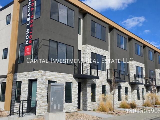 2 BR, 2.5 BA Apartment 1689 S West Temple St, Salt Lake City, UT 84115