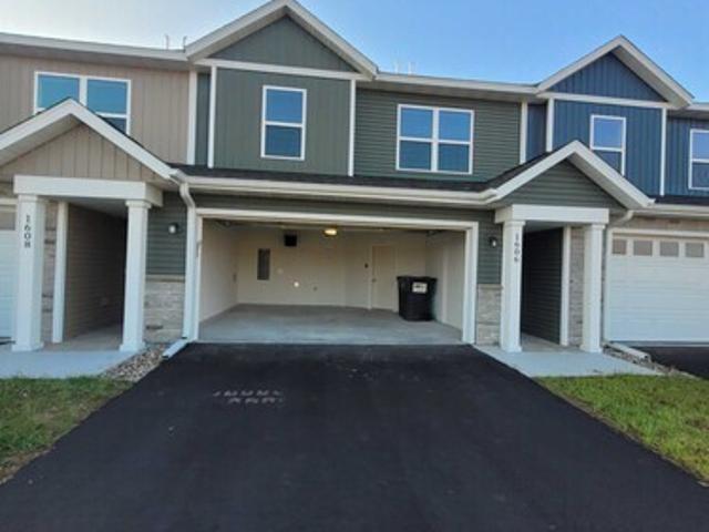 2 BR, 2.5 BA Apartment 1606 East 23rd Street, Marshfield, WI 54449