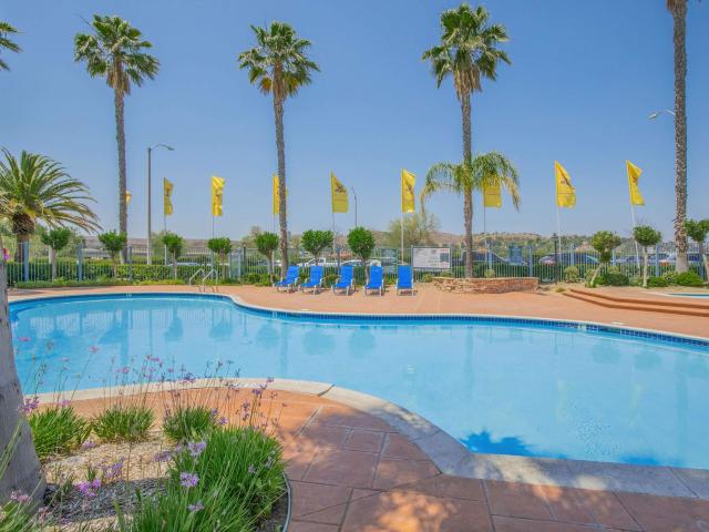 2 BR, 2.5 BA Apartment 17621 Pauline Court Unit 52102, Canyon Country, CA 91387