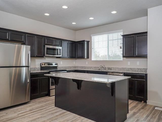 2 BR, 2.5 BA Apartment 170 Odell Ln Unit 38, North Salt Lake, UT 84054
