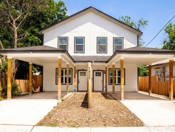 2 BR, 2.5 BA Apartment 1835 Dawson St, Unit 101, San Antonio, TX 78202