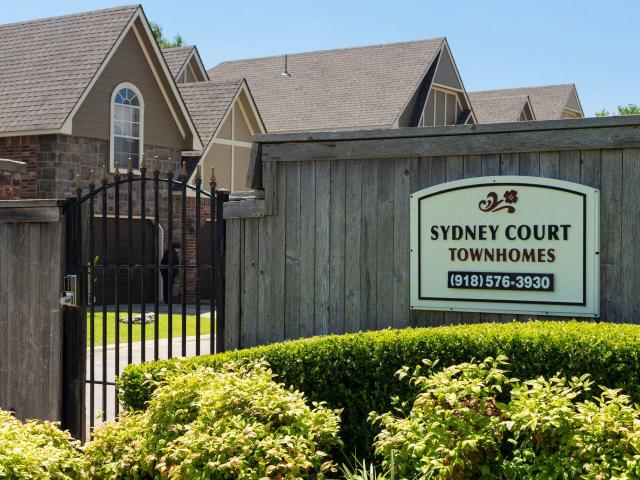 2 BR, 2.5 BA Apartment 1902 South 84th East Avenue Unit 2 beds, 2.5 baths, $1399, Tulsa, OK 74129