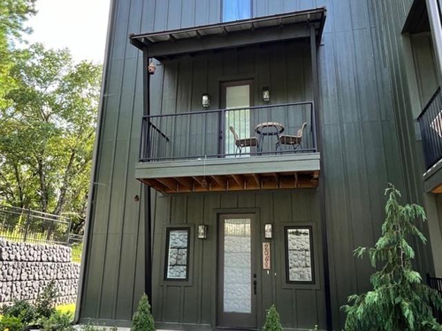 2 BR, 2.5 BA Apartment 2061 East Roe Terrace, Unit 2061, Fayetteville, AR 72703