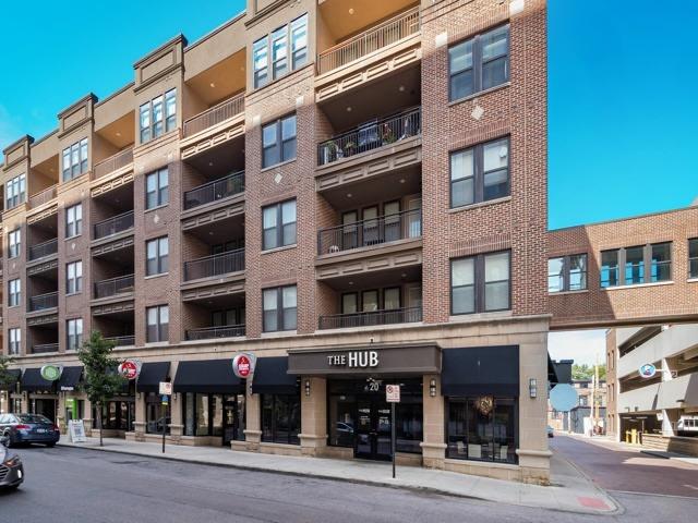 2 BR, 2.5 BA Apartment 20 E Hubbard Avenue Unit 504, Columbus, OH 43215