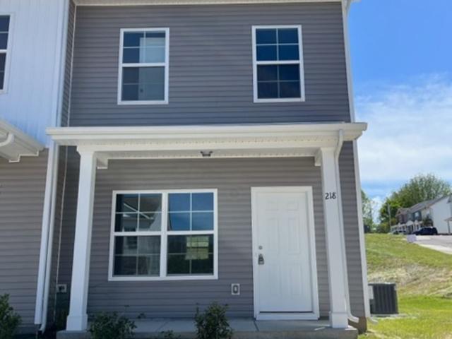 2 BR, 2.5 BA Apartment 218 Tara Ct, Columbia, TN 38401