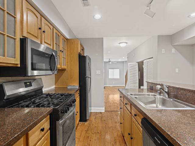 2 BR, 2.5 BA Apartment 213 E Fort Ave, Baltimore, MD 21230