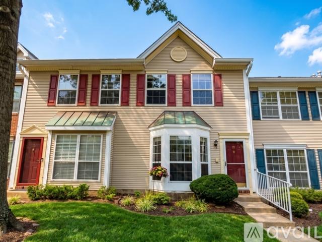2 BR, 2.5 BA Apartment 21 Balboa Lane, Unit 21, Franklin Township, NJ 08823