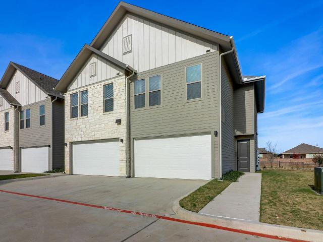 2 BR, 2.5 BA Apartment 2343 Pratum Way Unit 2309, Fort Worth, TX 76177