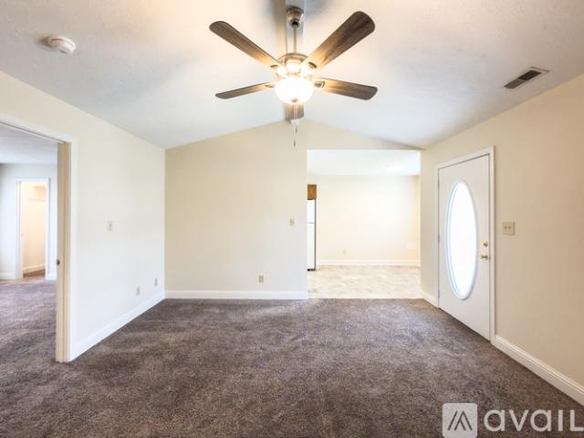 2 BR, 2.5 BA Apartment 2525 Obryan Blvd, Unit B, Owensboro, KY 42301