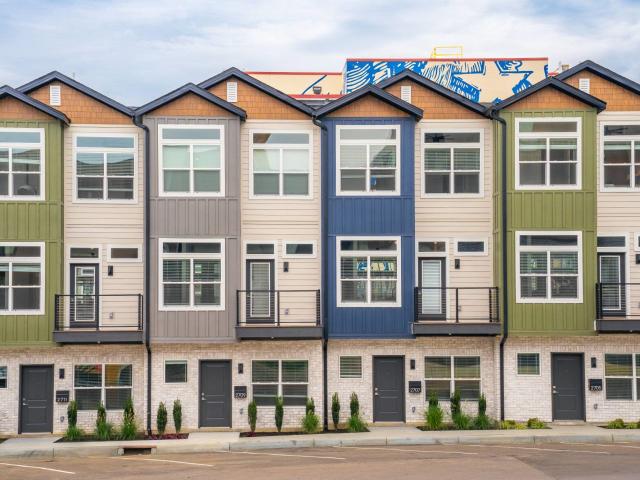 2 BR, 2.5 BA Apartment 2710 Park Avenue Suite 200 Unit 7 07 2729, Cincinnati, OH 45212