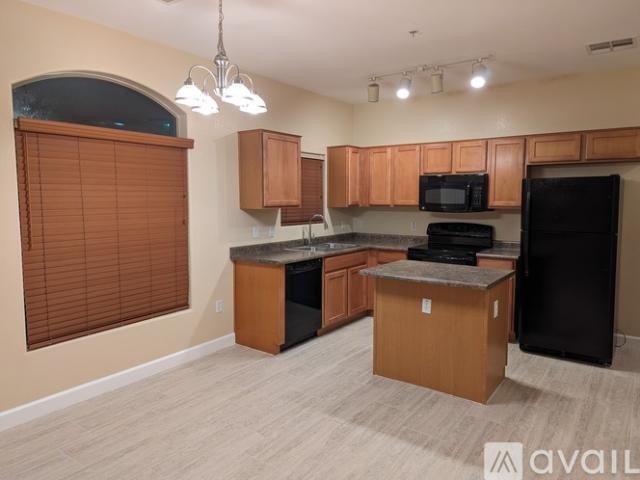 2 BR, 2.5 BA Apartment 2727 North Price Road, Unit 30, Chandler, AZ 85224