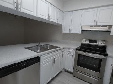 2 BR, 2.5 BA Apartment 2735 SW 35th Place #1907 Unit CW1204, Gainesville, FL 32608