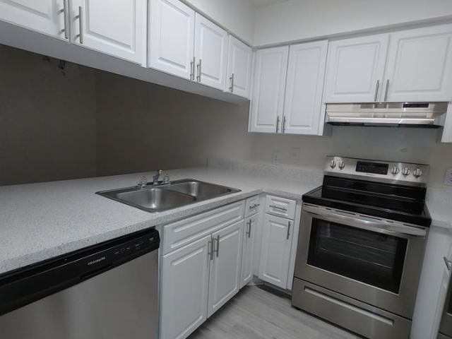 2 BR, 2.5 BA Apartment 2735 SW 35th Place #1907 Unit CW1204, Gainesville, FL 32608