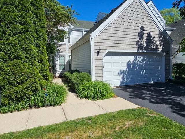2 BR, 2.5 BA Apartment 304 Hill Street, Unit 304 Hill St, Wauconda, IL 60084