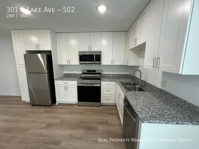 2 BR, 2.5 BA Apartment 301 S Lake Ave, Lakeland, FL 33801