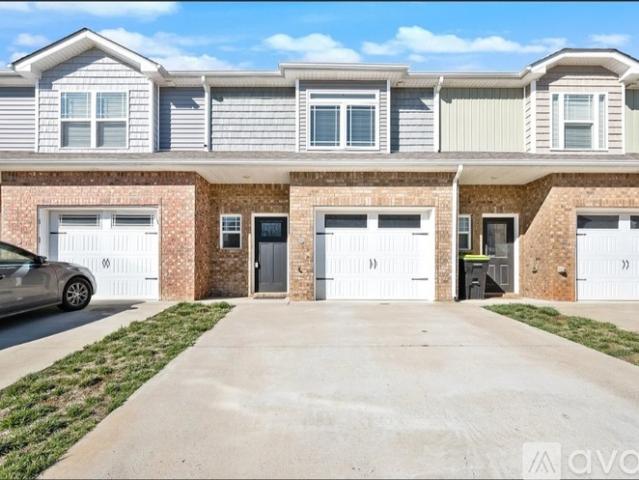 2 BR, 2.5 BA Apartment 314 Fallow Circle, Clarksville, TN 37040